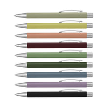 Load image into Gallery viewer, Omega Fashion Notebook and Pen Gift Set
